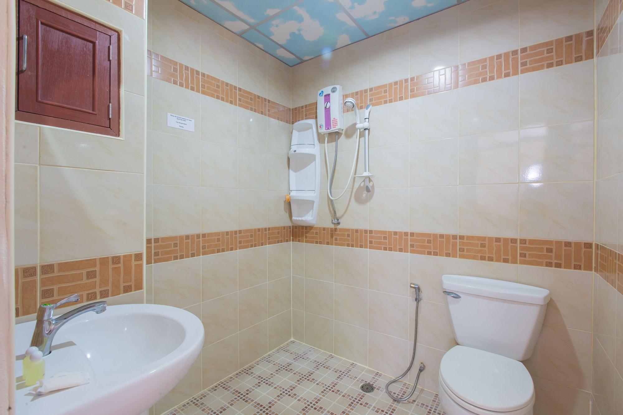 Patong Rai Rom Yen Resort Sha Exterior foto