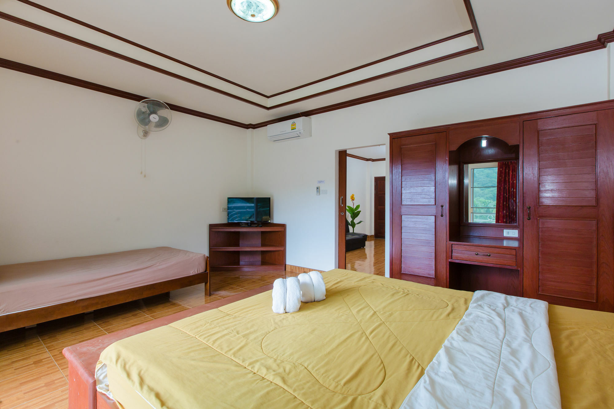 Patong Rai Rom Yen Resort Sha Exterior foto